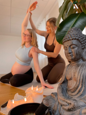 Schwangerschafts-Yoga - Zeit für dich & dein Baby 02.09 - 04.11.25 ab der SSW 14